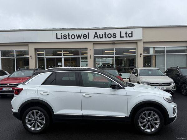 Volkswagen T-Roc SUV, Petrol, 2024, White