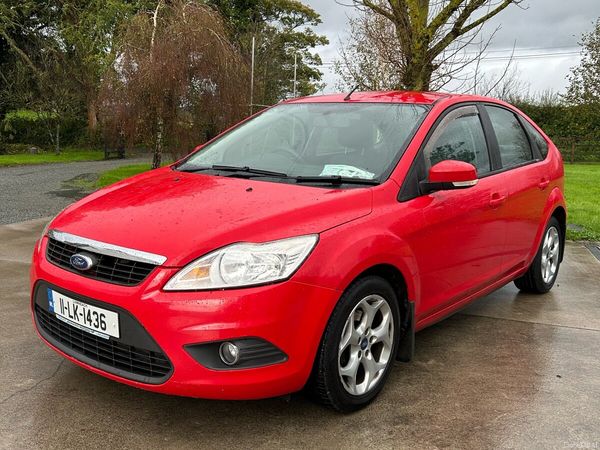 Ford Focus Hatchback, Diesel, 2011, Red