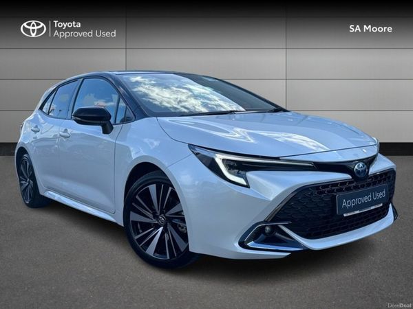 Toyota Corolla Hatchback, Petrol Hybrid, 2026, White