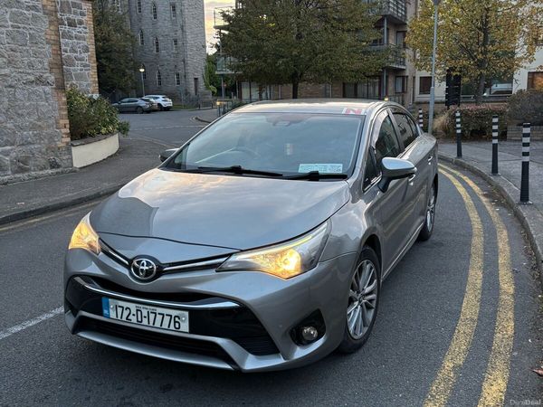 Toyota Avensis Saloon, Diesel, 2017, Grey