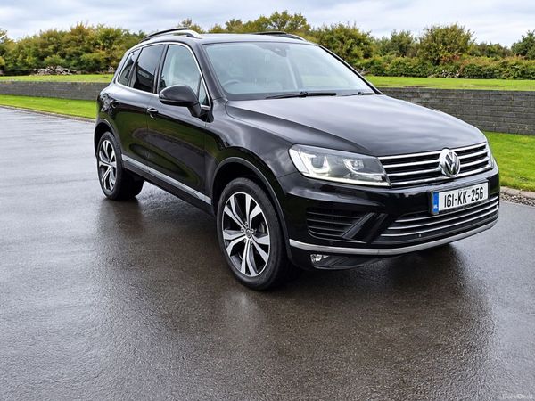 Volkswagen Touareg SUV, Diesel, 2016, Black