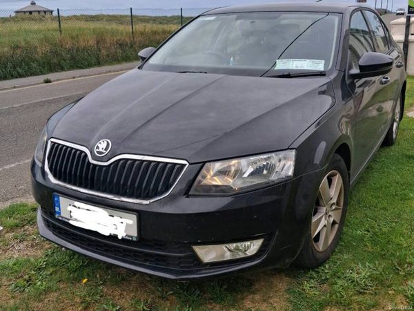 Skoda Octavia Saloon, Petrol, 2016, Black