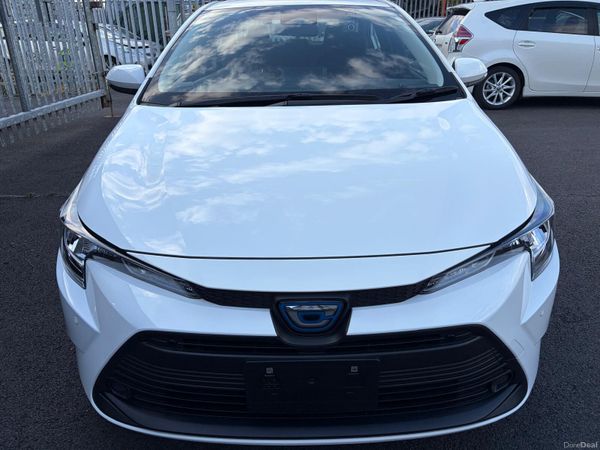Toyota Corolla Saloon, Petrol Hybrid, 2024, White