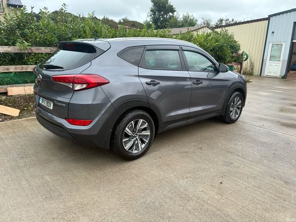 Hyundai Tucson SUV, Diesel, 2016, Grey
