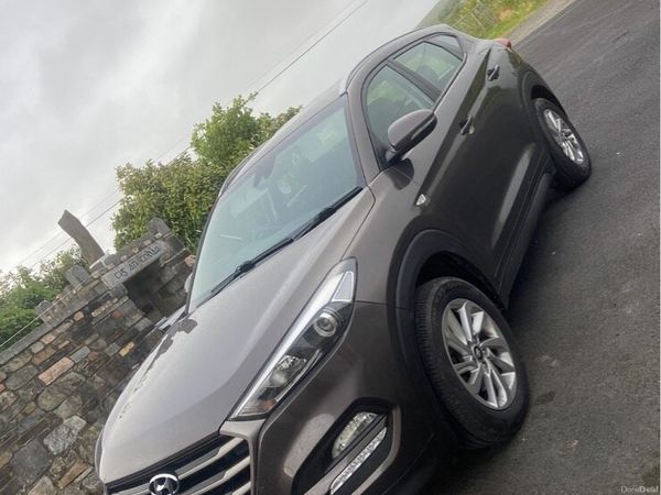 Hyundai Tucson SUV, Diesel, 2015, Grey