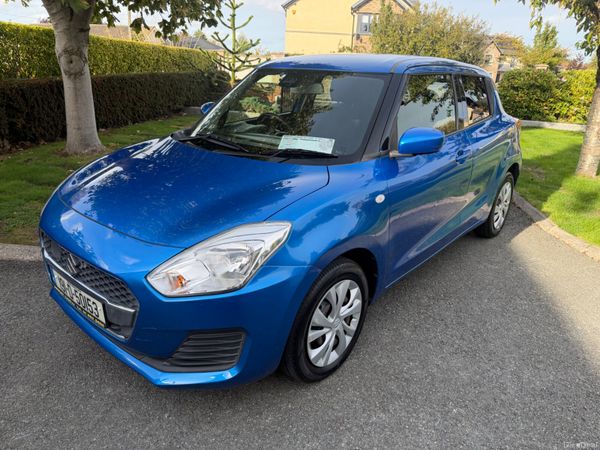Suzuki Swift Hatchback, Petrol, 2019, Blue