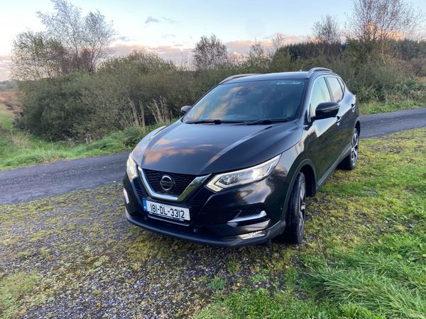 Nissan Qashqai Hatchback, Diesel, 2018, Black