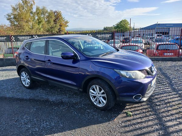 Nissan Qashqai Hatchback, Petrol, 2015, Blue