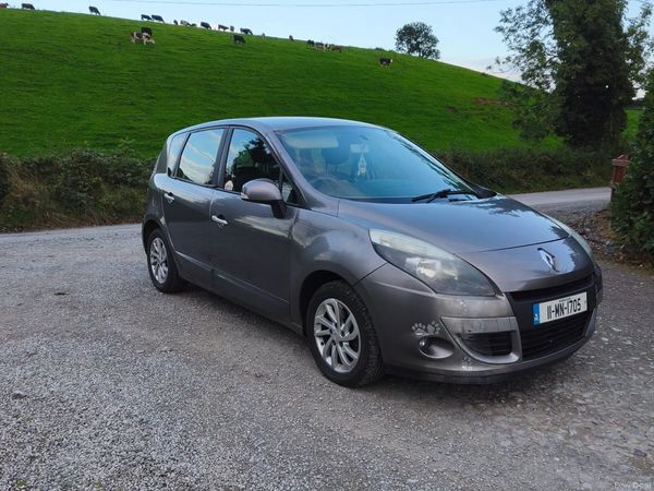 Renault Scenic MPV, Diesel, 2011, Grey