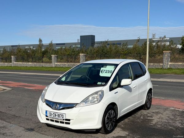 Honda Fit Hatchback, Petrol Hybrid, 2013, White