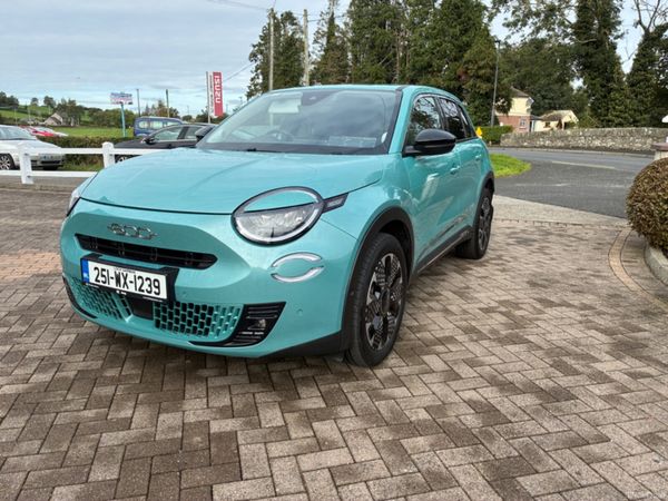 Fiat 600 Hatchback, Petrol, 2025, Blue