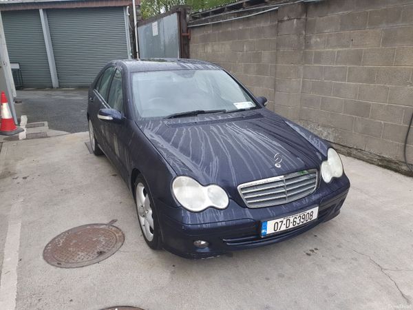 Mercedes-Benz C-Class Saloon, Petrol, 2007, Blue
