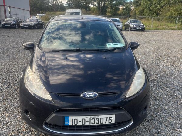Ford Fiesta Hatchback, Diesel, 2010, Black