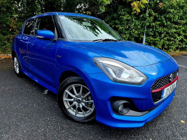 Suzuki Swift Hatchback, Petrol, 2017, Blue