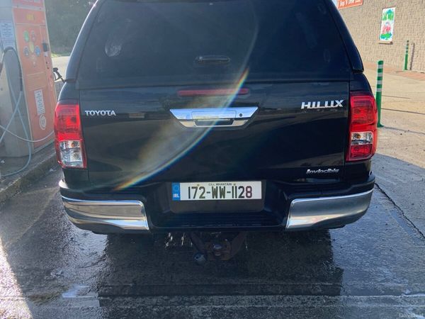 Toyota Hilux Pick Up, Diesel, 2017, Black