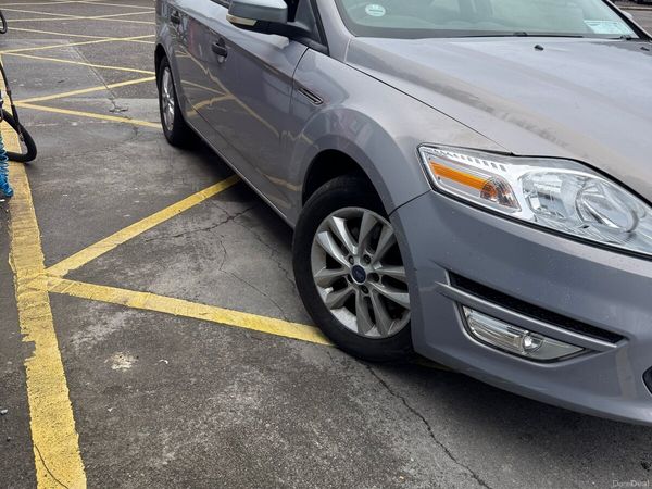 Ford Mondeo Saloon, Diesel, 2014, Grey