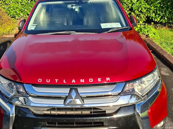Mitsubishi Outlander SUV, Diesel, 2017, Red