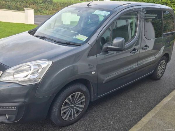 Peugeot Partner MPV, Diesel, 2017, Grey