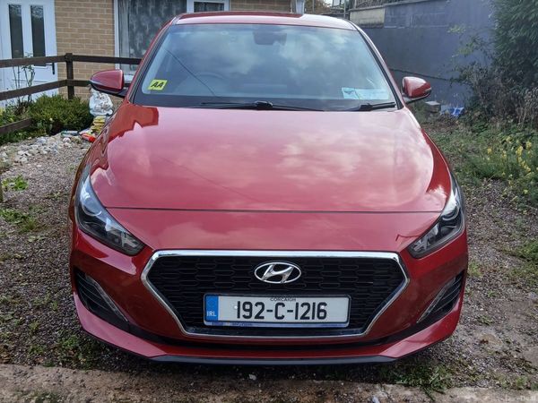 Hyundai i30 Hatchback, Petrol, 2019, Red