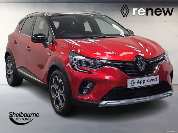 Renault Captur Hatchback, Petrol Hybrid, 2023, Red