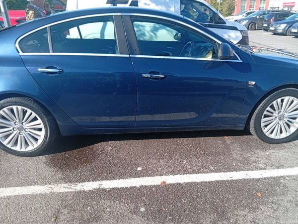 Vauxhall Insignia Hatchback, Diesel, 2012, Blue