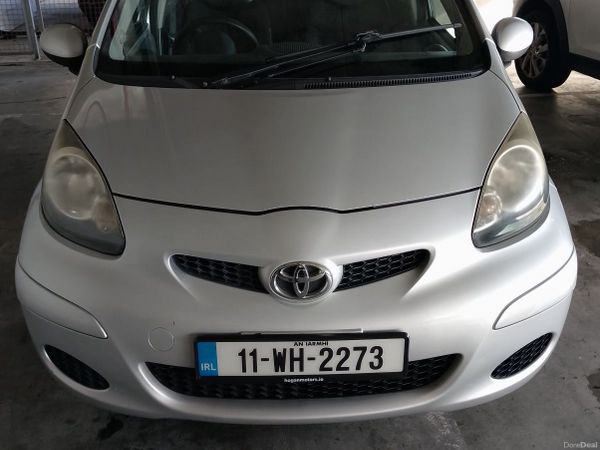 Nissan Serena MPV, Petrol, 2015, Black
