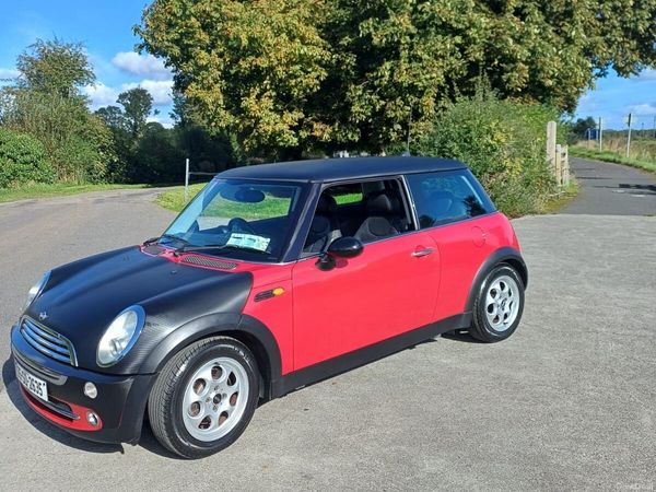 Mini Cooper Hatchback, Petrol, 2005, Red