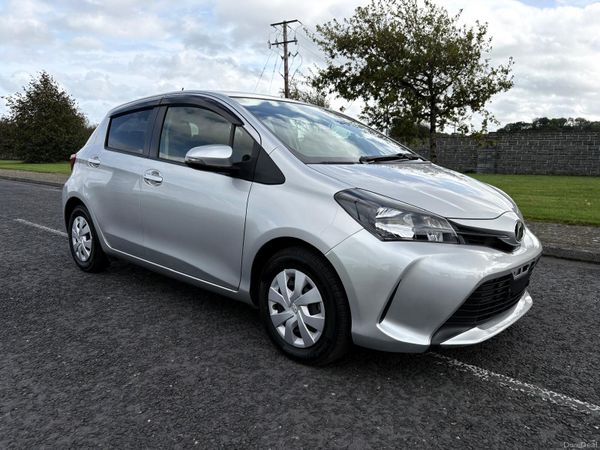 Toyota Vitz Hatchback, Petrol, 2015, Silver