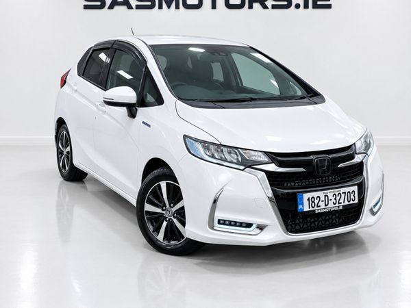 Honda Fit Hatchback, Petrol Hybrid, 2018, White