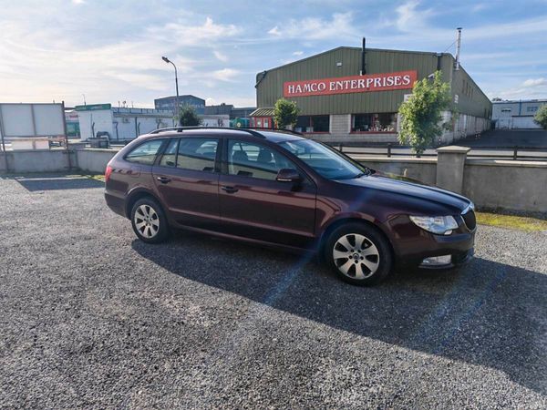 Skoda Superb Estate, Diesel, 2011, Red