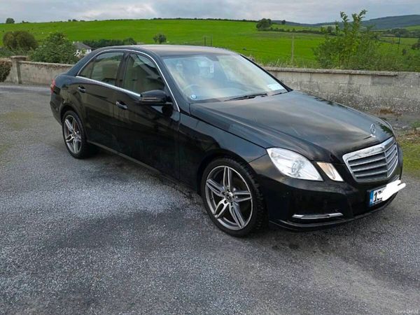 Mercedes-Benz E-Class Saloon, Diesel, 2013, Black