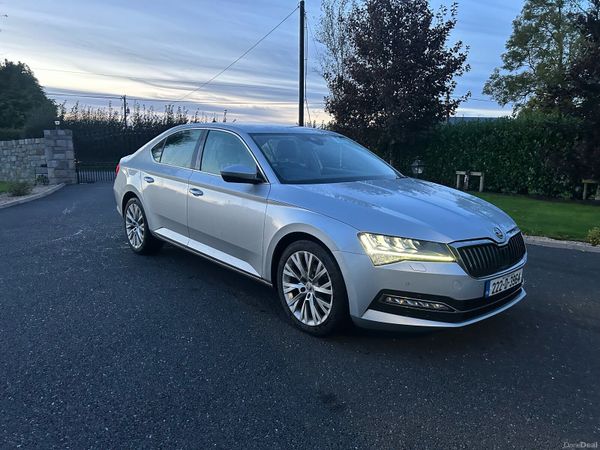Skoda Superb Saloon, Diesel, 2022, Grey