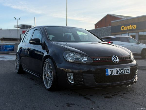 Volkswagen Golf Hatchback, Petrol, 2010, Black