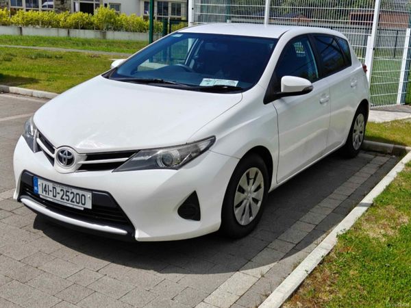 Toyota Auris Van, Diesel, 2014, White