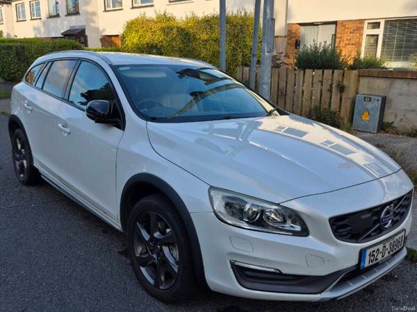 Volvo V60 Estate, Diesel, 2015, White