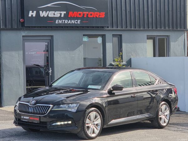 Skoda Superb Hatchback, Diesel, 2022, Black