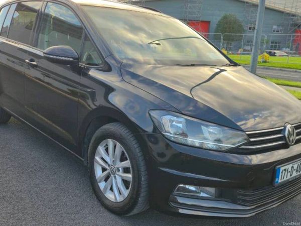 Volkswagen Touran MPV, Diesel, 2017, Black