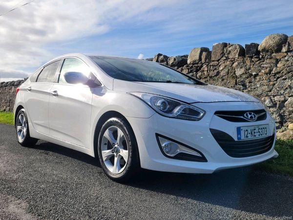 Hyundai i40 Saloon, Diesel, 2012, White