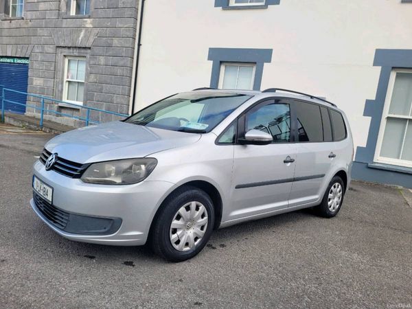 Volkswagen Touran MPV, Diesel, 2011, Silver