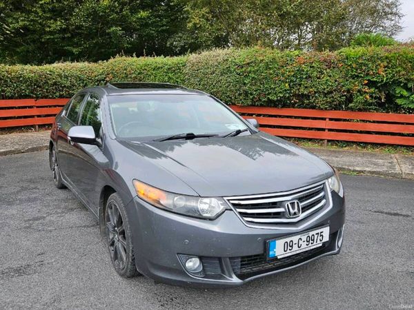 Honda Accord Saloon, Diesel, 2009, Silver