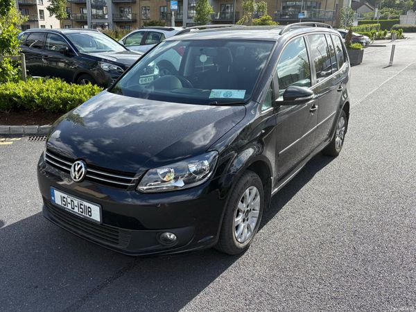 Volkswagen Touran MPV, Diesel, 2015, Black