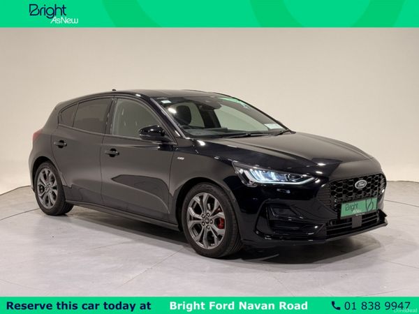 Ford Focus Hatchback, Petrol, 2024, Black