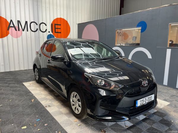 Toyota Yaris Hatchback, Petrol, 2022, Black