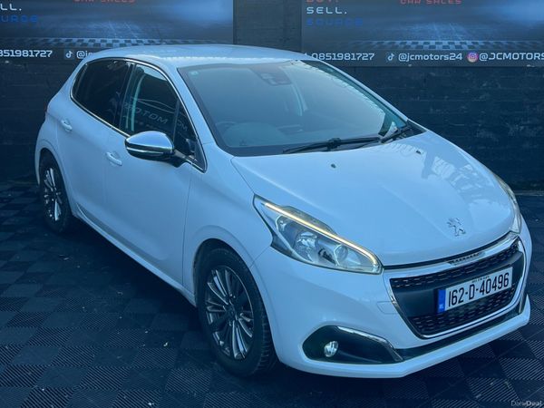 Peugeot 208 Hatchback, Petrol, 2015, Blue