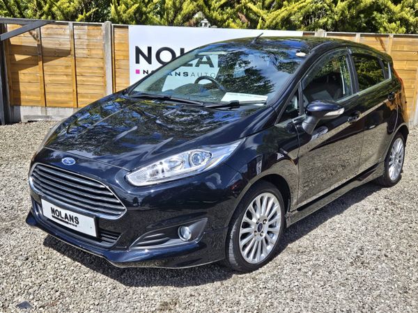 Ford Fiesta Hatchback, Petrol, 2014, White