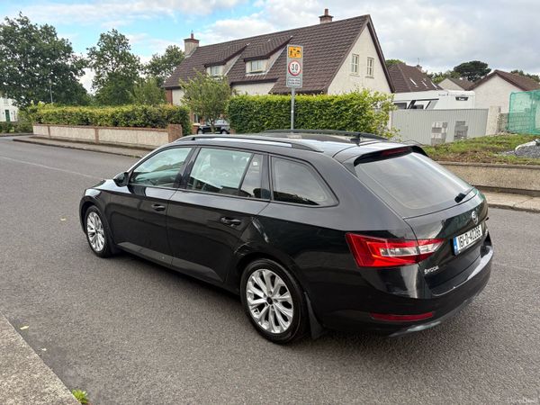 Skoda Superb Estate, Diesel, 2016, Black