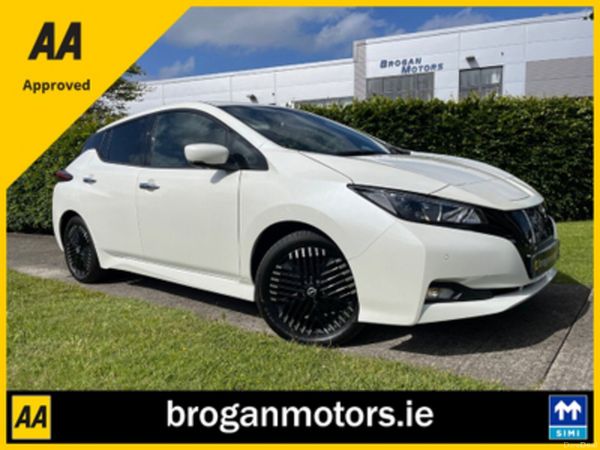 Nissan Leaf Hatchback, Electric, 2023, White
