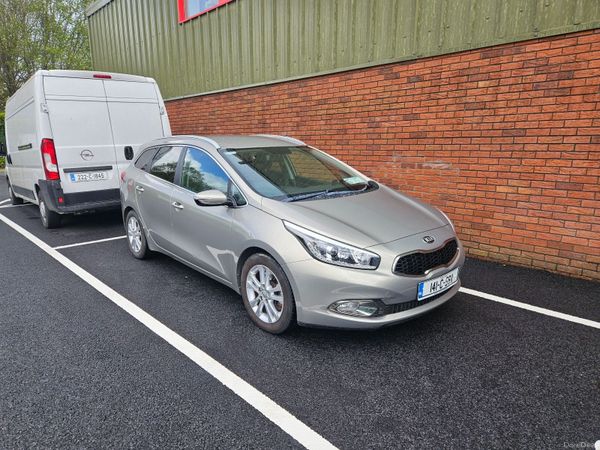 Kia Ceed Estate/Jeep, Diesel, 2014, Silver