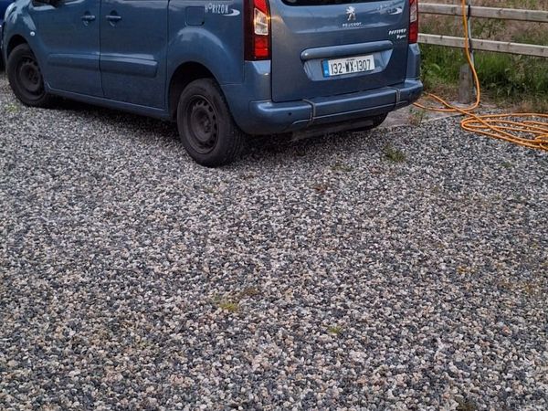 Peugeot Partner MPV, Diesel, 2013, Blue