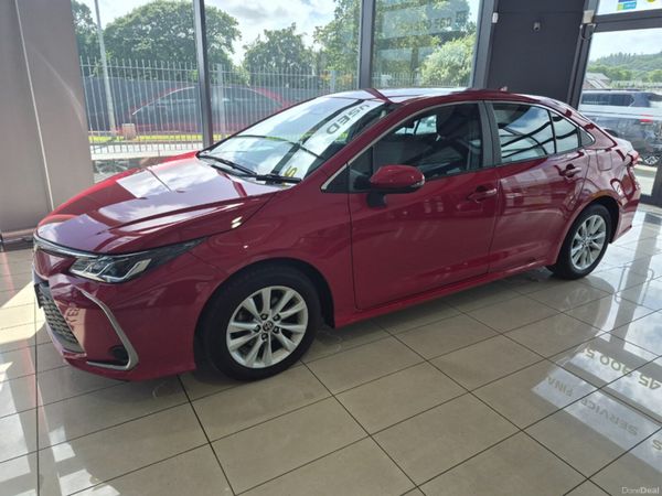 Toyota Corolla Saloon, Petrol Hybrid, 2023, Red